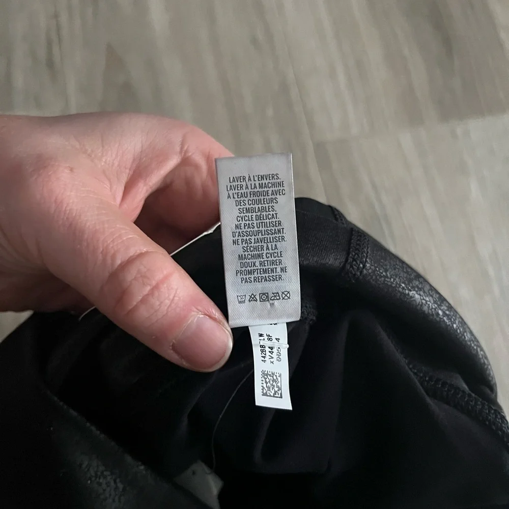 NWT OFFLINE By Aerie Real Me High Waisted Crossover Legging Black Metallic - M - Picture 6 of 9
